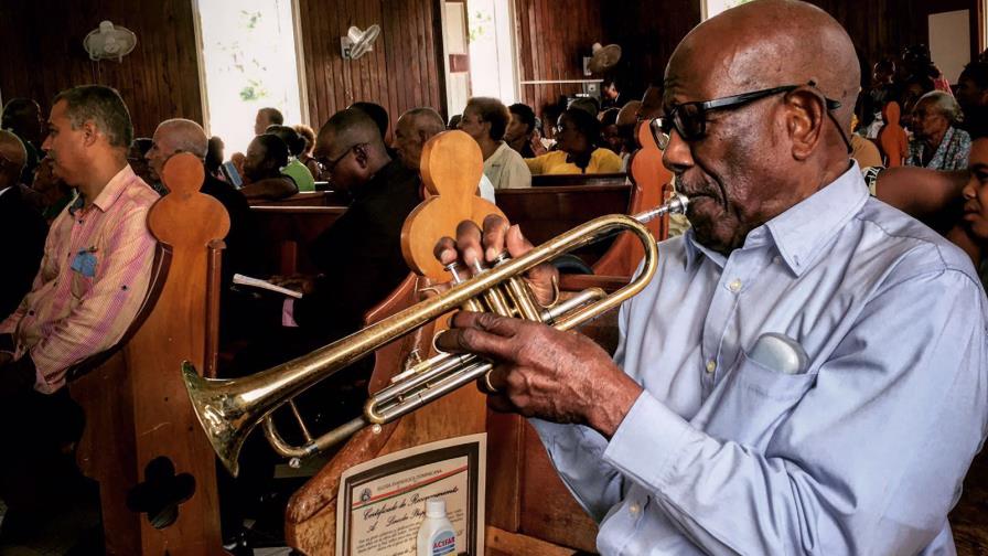Iglesia San Peter, de Samaná, celebra hoy su 192 aniversario