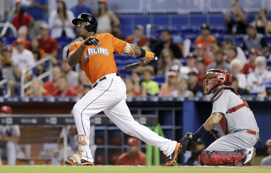 Marcell Ozuna pega su doble 18 en triunfo de Marlins sobre San Luis