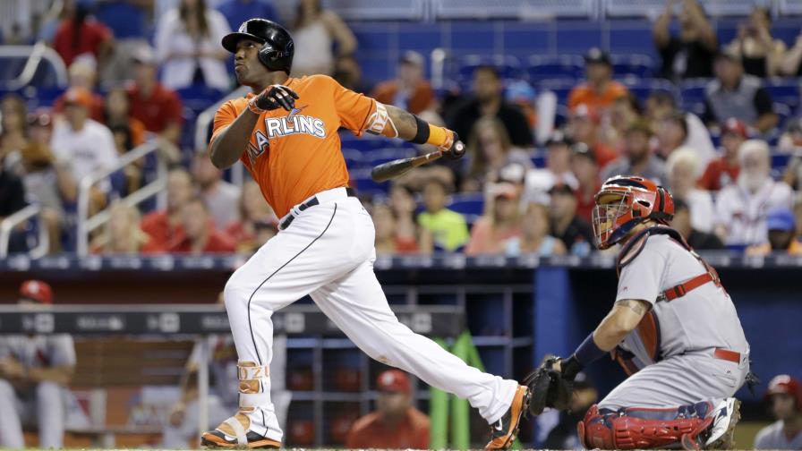 Marcell Ozuna pega su doble 18 en triunfo de Marlins sobre San Luis