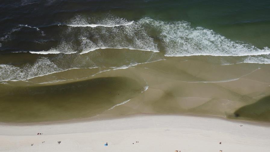 Informe advierte las playas de Río de Janeiro están “peligrosamente sucias” Informe advierte las playas de Río de Janeiro están “peligrosamente sucias”