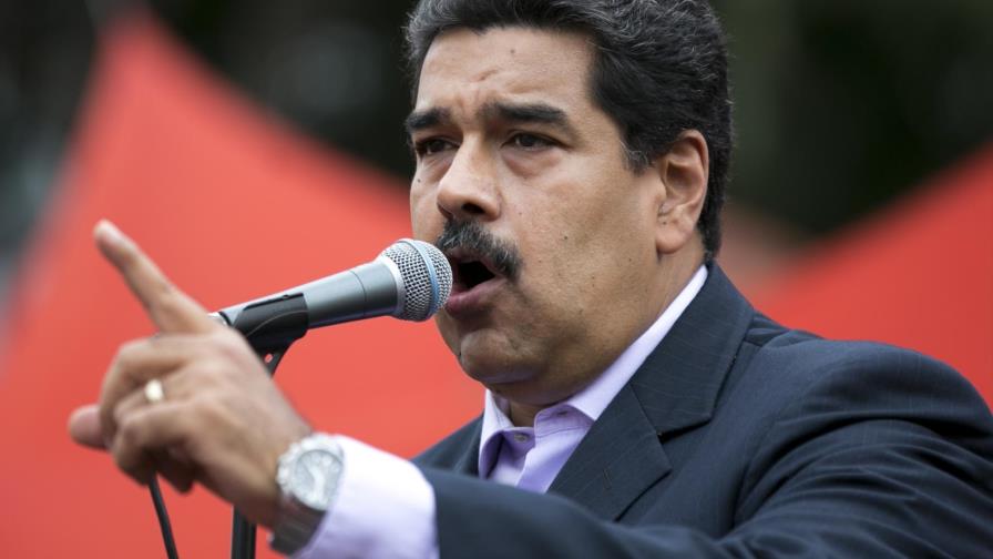 Consejo electoral de Venezuela inicia evaluación de firmas que aprueba referendo contra Maduro Consejo electoral de Venezuela inicia evaluación de firmas que aprueba referendo contra Maduro