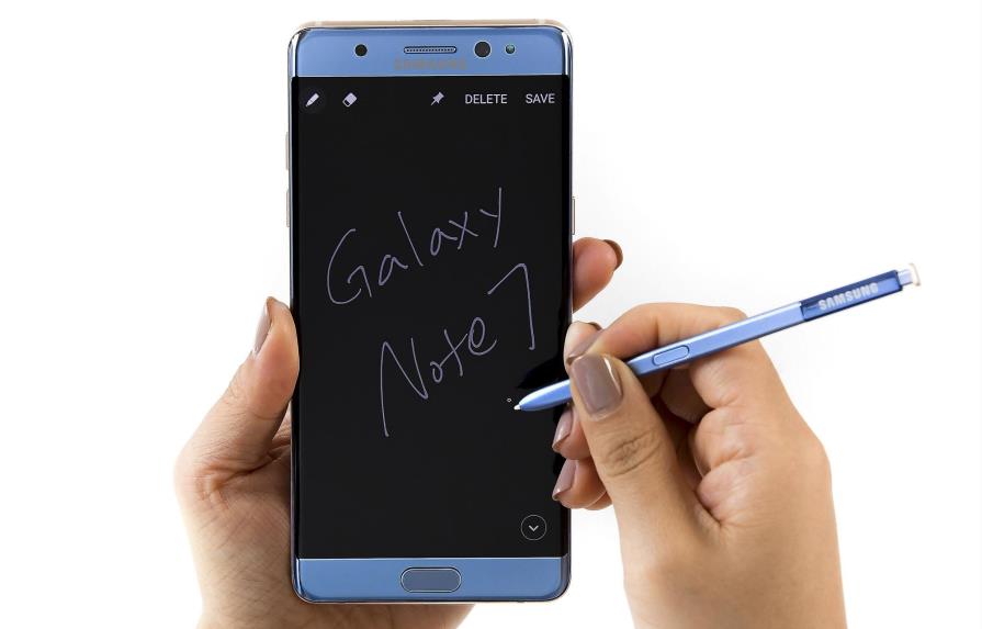 Samsung Galaxy Note 7, con lector de iris, pantalla curva y mejor cámara marca la pauta en su género