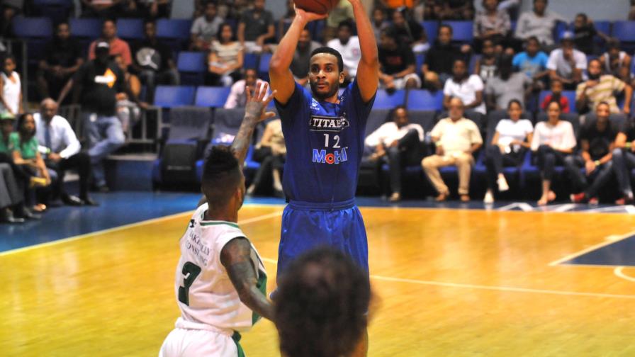 Los Titanes frenan racha e igualan con los Soles