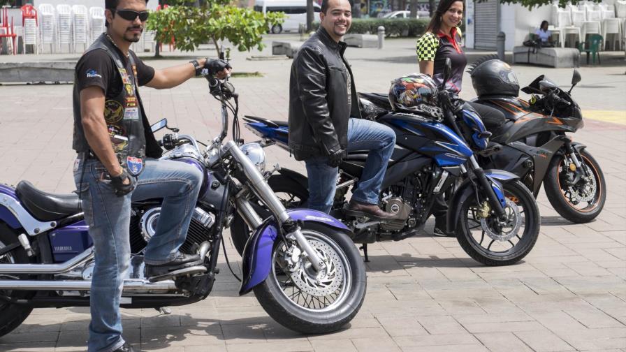 Comunidad biker dominicana: “Súbete a mi moto este fin de semana” Comunidad biker dominicana: “Súbete a mi moto este fin de semana”