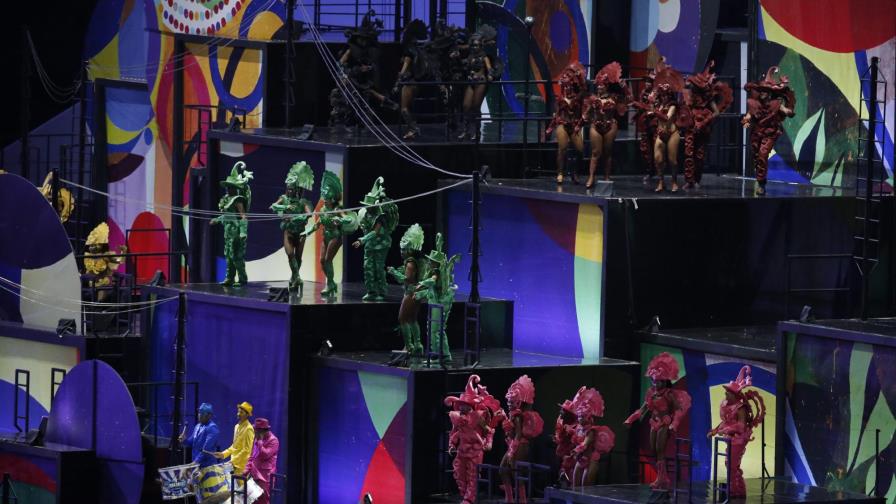 De la samba al funk: la favela hace bailar al Maracaná 