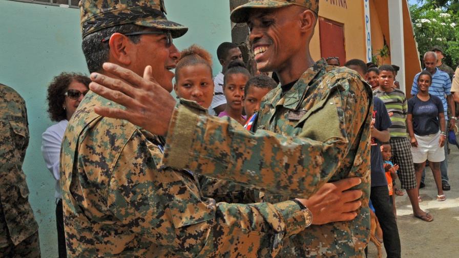 Ejército entrega una vivienda a teniente