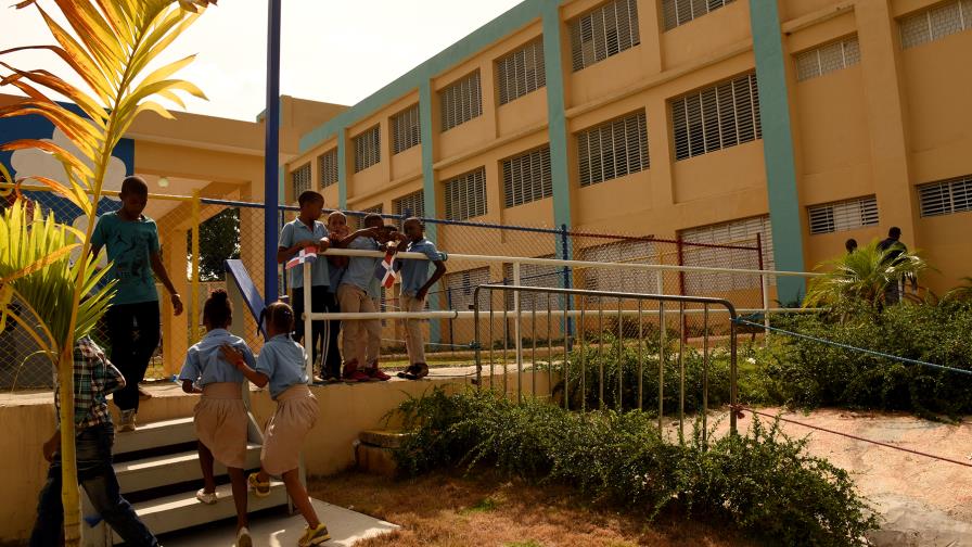 Educación extiende período para concurso de oposición docente