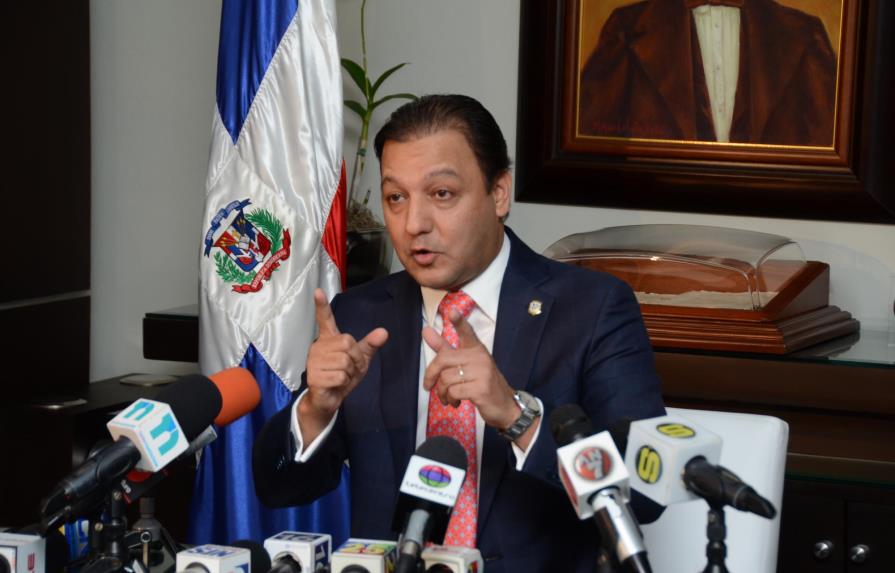 Alcalde electo Abel Martínez dice recogerá la basura; contratará nuevas empresas
