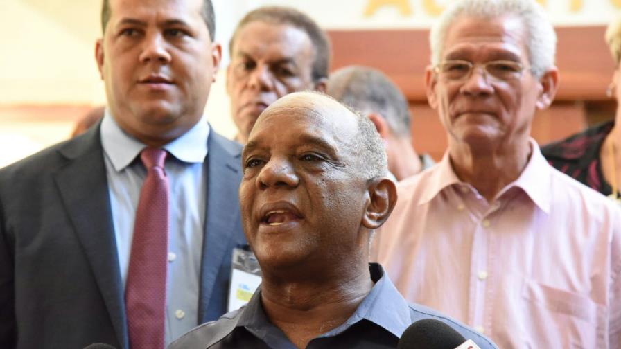 El sector social se retira de reunión del Pacto Eléctrico El sector social se retira de reunión del Pacto Eléctrico