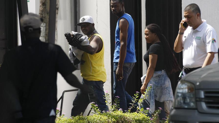 Haitianos en Ecuador buscan pasos clandestinos hacia Colombia, según diario Haitianos en Ecuador buscan pasos clandestinos hacia Colombia, según diario