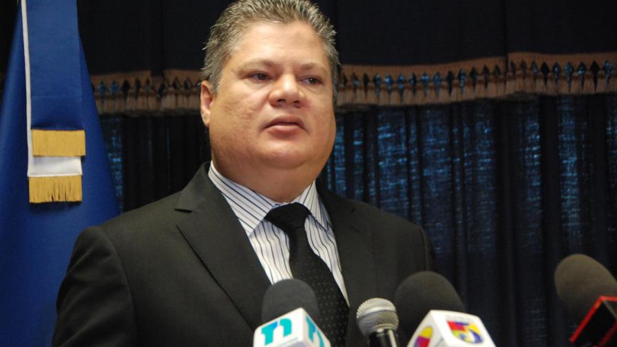 DNCD deja en funcionamiento dos camiones tipo escáner