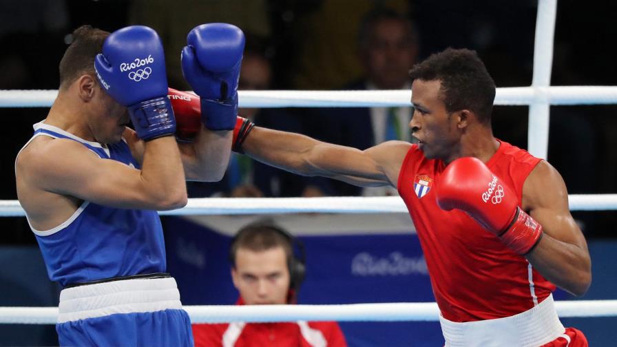 Profesionales se van por la puerta trasera en el boxeo olímpico