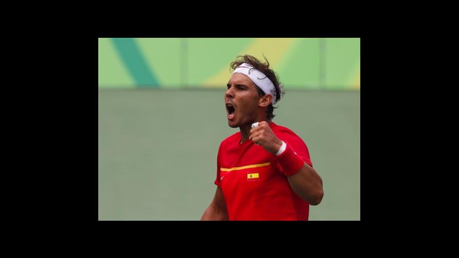 Nadal se retira de dobles mixtos, pero va a cuartos en sencillo y final en dobles