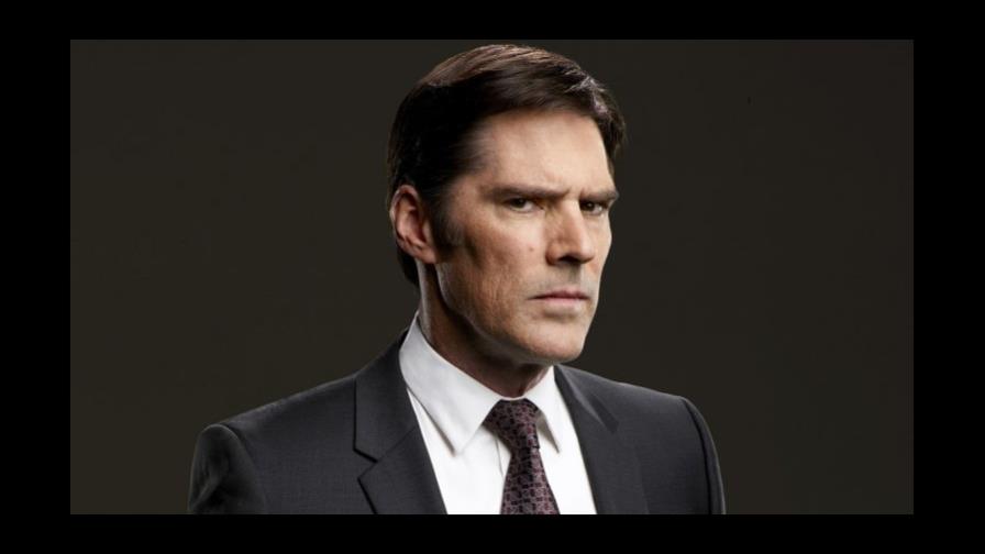 Despiden al actor Thomas Gibson de la serie “Criminal Minds” tras patear a un guionista 