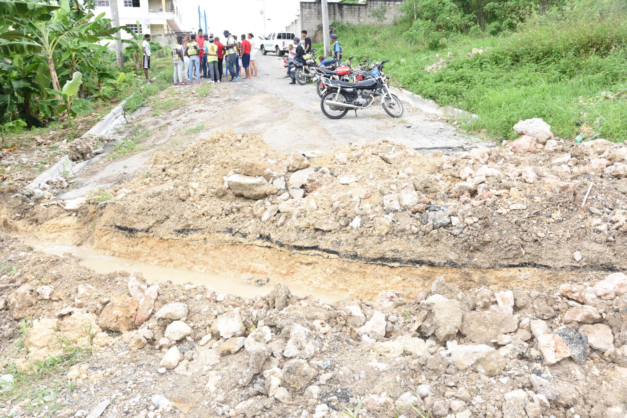 Estado en que se encuentra la calle por la intención de la construcción o derrumbe de un muro. 