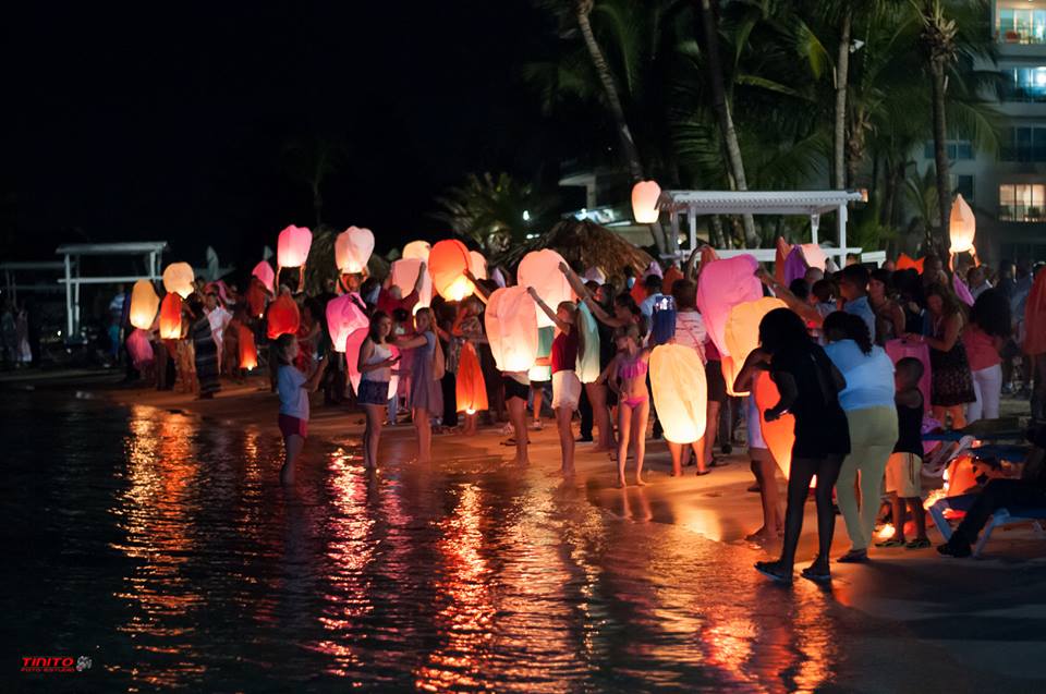 Primer Festival de la Linterna en la Playa del Hotel Be Live Hamaca, Boca Chica
