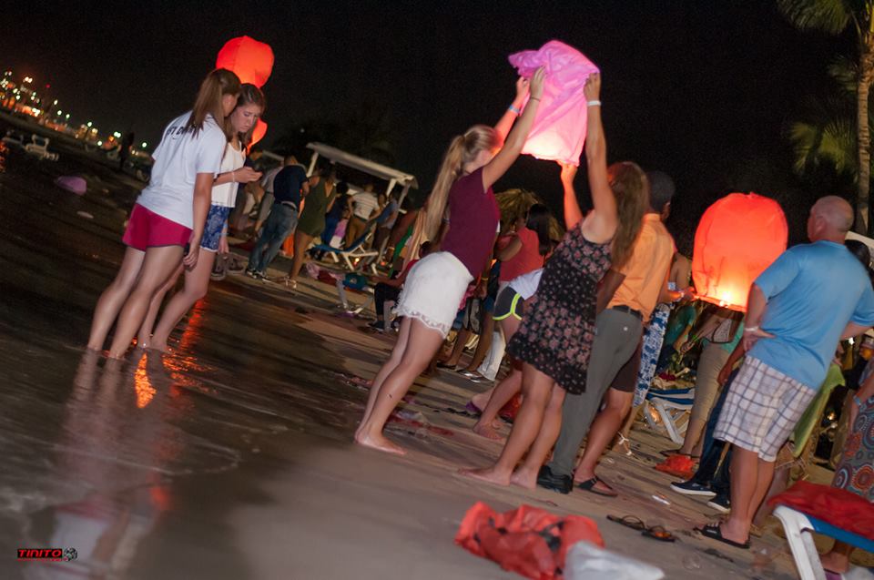 Personas en el Festival