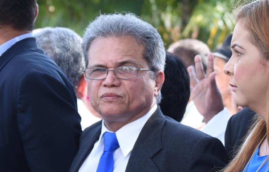 Waldo Ariel Suero cuestiona políticas en cuestión de salud del presidente Medina