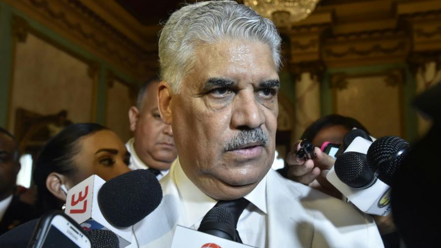 Se desmaya Miguel Vargas Maldonado en la Catedral 