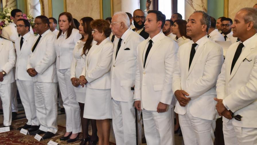 El perfil de cinco nuevos ministros y el flamante Procurador El perfil de cinco nuevos ministros y el flamante Procurador