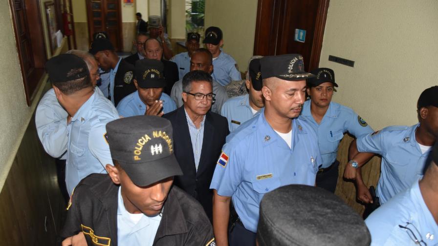 Prisión preventiva contra coronel y presentación periódica a demás implicados en “Tucanogate” Prisión preventiva contra coronel y presentación periódica a demás implicados en “Tucanogate”