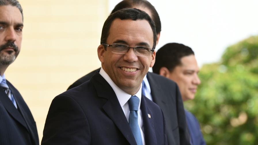 Andrés Navarro expone sus logros en el Ministerio de Relaciones Exteriores