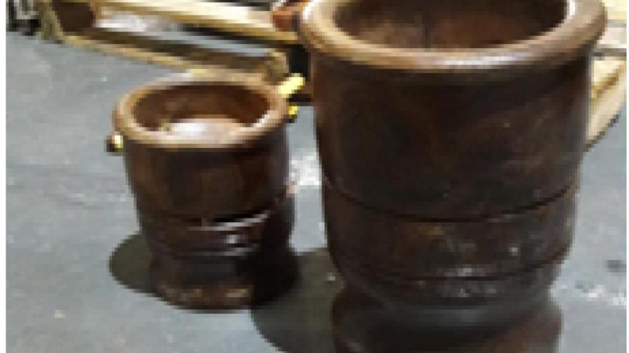 DNCD decomisa en Aeropuerto Las Américas dos pilones de madera con presunta droga