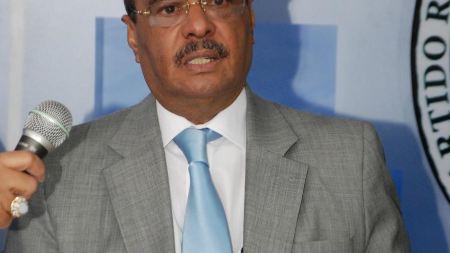 César Mella dice que hay médicos que están agotados de frecuentes paros 