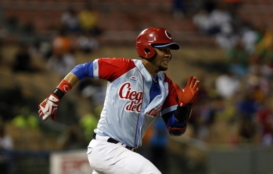 Cubano Yulieski Gourriel debuta hoy con los Astros 