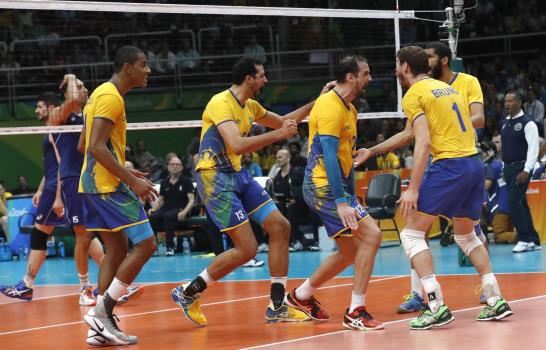 Brasil cumple y gana el campeón del voleibol masculino de Rio-2016