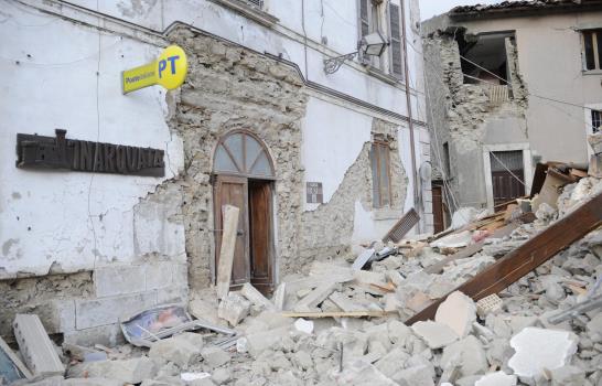 Sismo de 6,1 sacude centro de Italia: “El pueblo no existe”