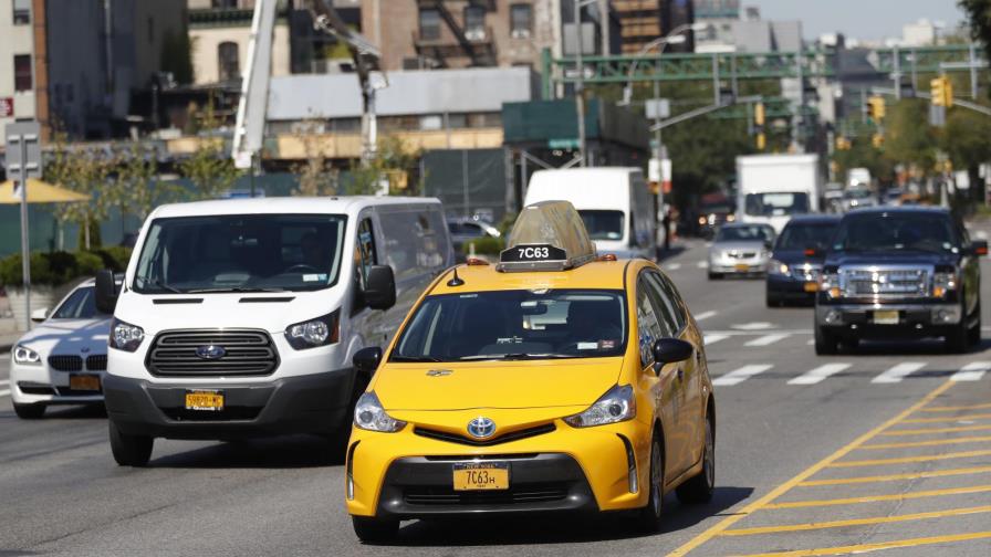 Dominicano logra eliminar test de inglés para taxistas 