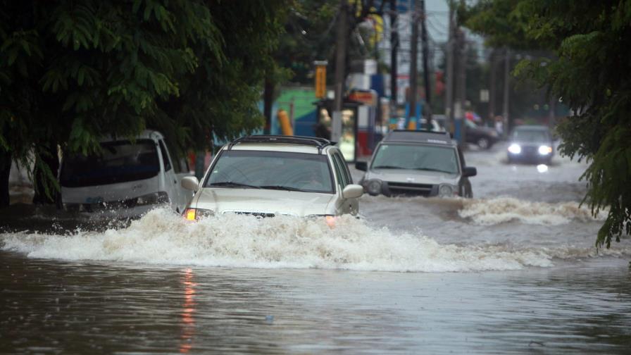 Aumentan a 19 provincias en alerta por lluvias