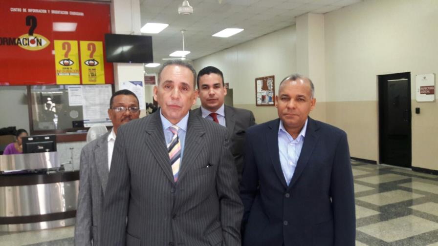 Carlos Balcácer someterá jueza por excluirlo de la defensa de Arias Valera