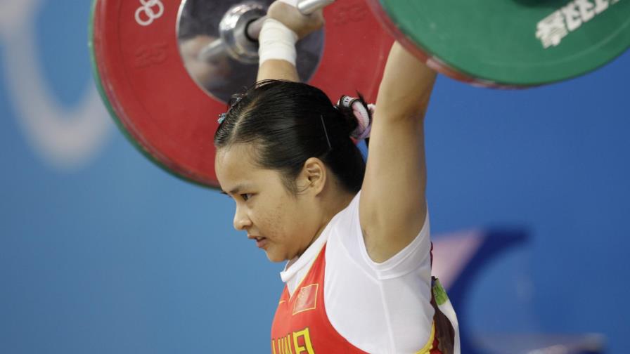 China encara suspensión de 1 año en halterofilia por dopaje 