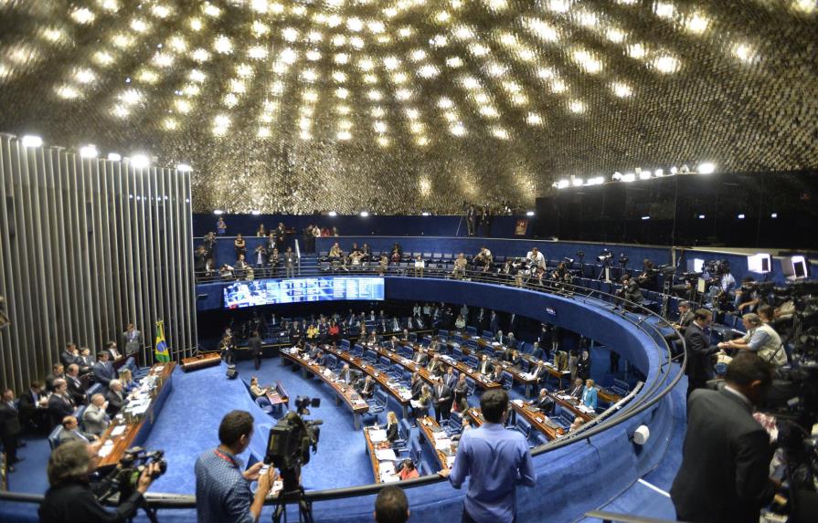 El Senado abre sesión para escuchar a los testigos de la defensa de Rousseff