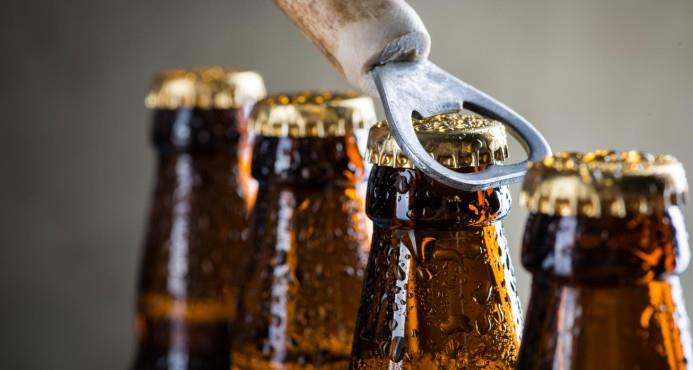 La cervecera AB Inbev recortará miles de empleos en fusión 