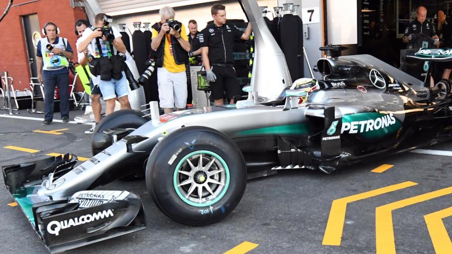 Lewis Hamilton sancionado con 30 puestos de retraso en la parrilla del GP de Bélgica