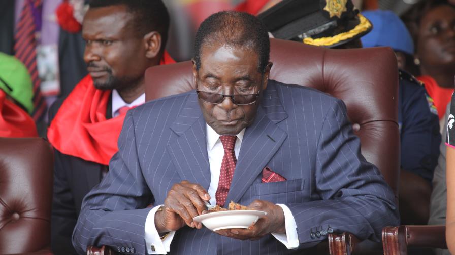 Presidente de Zimbabue: “Hemos desperdiciado el dinero del país en estas ratas que llamamos atletas”