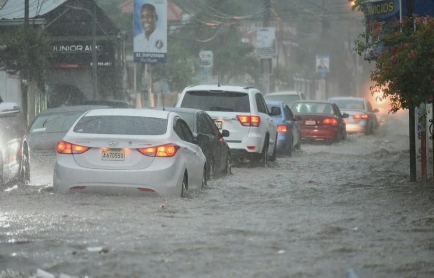 El Distrito y cuatro provincias en alerta amarilla por lluvias