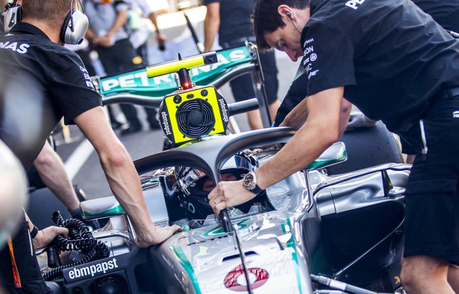 Rosberg repite pole, Verstappen estrena primera línea