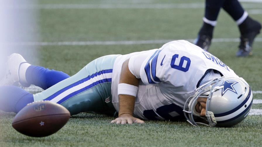 Quarterback de Cowboys, Romo, tiene hueso roto en la espalda Quarterback de Cowboys, Romo, tiene hueso roto en la espalda