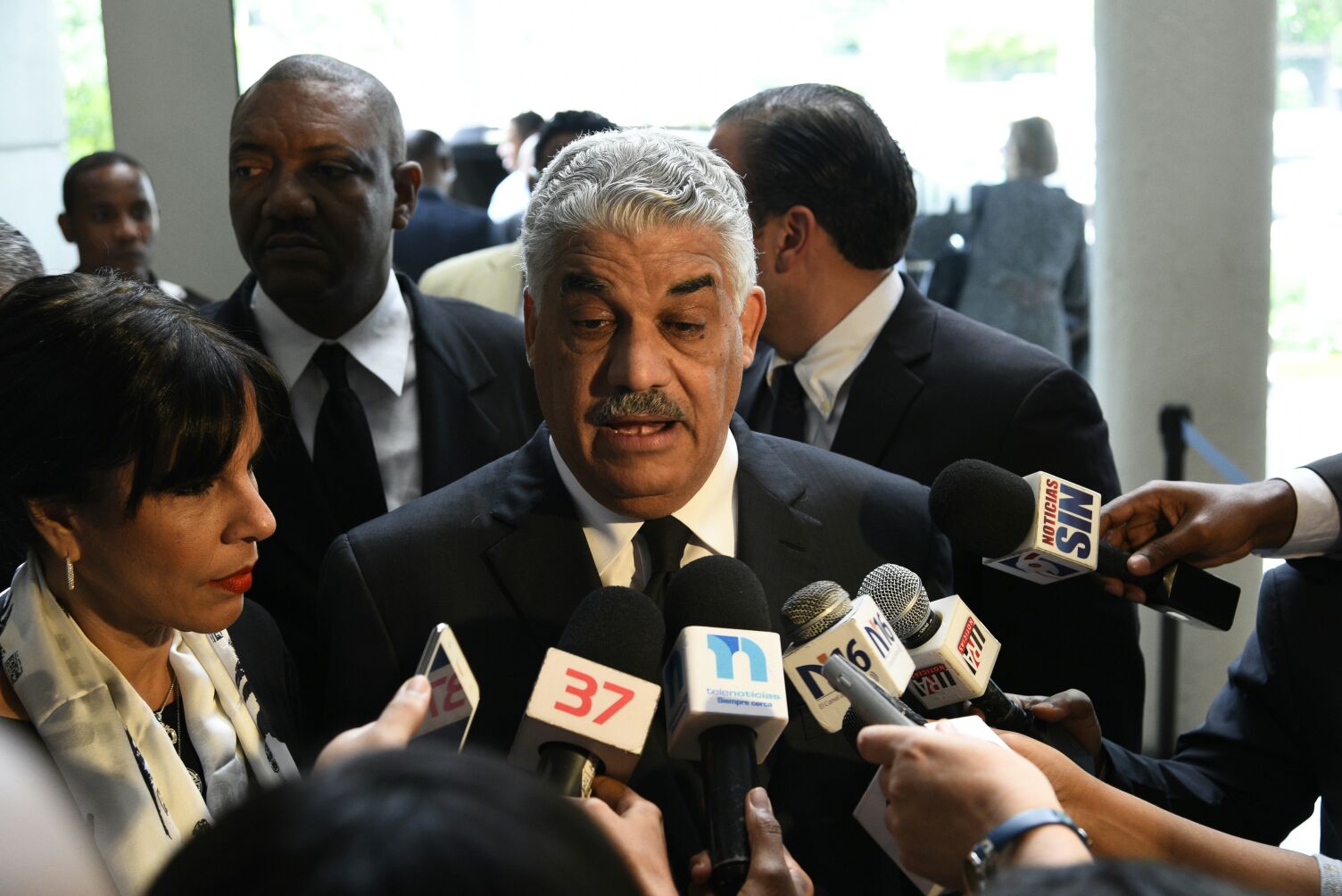 Ministro de Relaciones Exteriores, Miguel Vargas