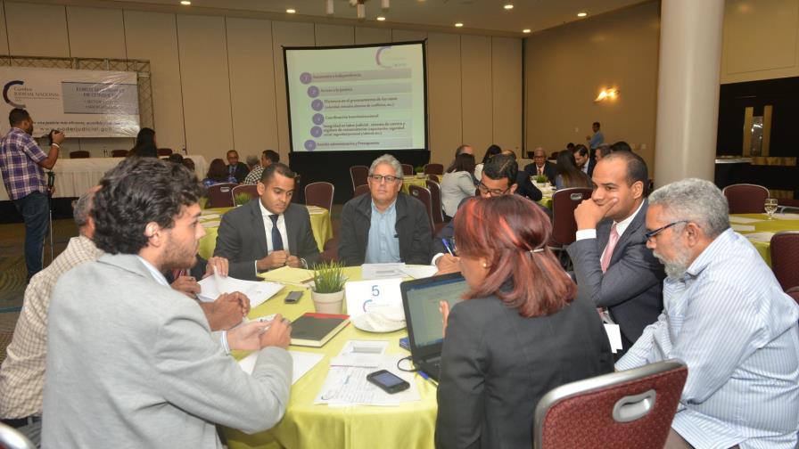 La sociedad civil expone sus inquietudes en Cumbre Judicial La sociedad civil expone sus inquietudes en Cumbre Judicial