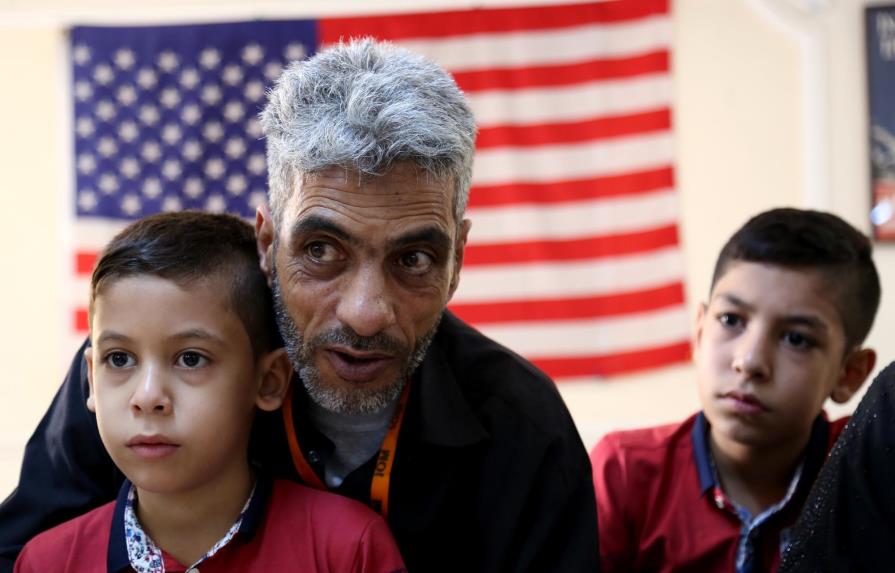 Estados Unidos logra meta de reasentamiento de refugiados sirios 
