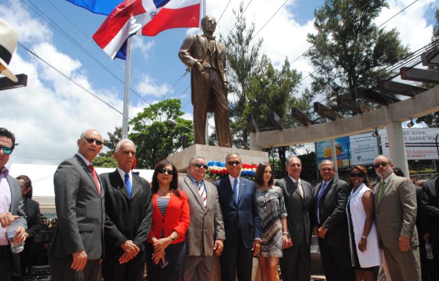 Inauguran en Honduras plaza Juan Pablo Duarte