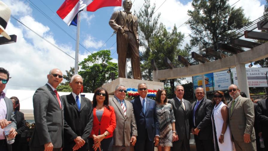 Inauguran en Honduras plaza Juan Pablo Duarte