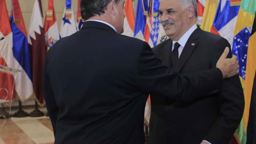 Vargas viajará a Haití; busca reactivar la comisión Vargas viajará a Haití; busca reactivar la comisión