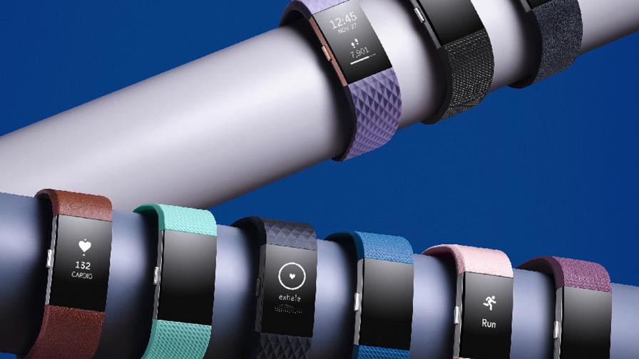 Fitbit permite comparar caminatas “comunes” con circuitos de ciudades reales