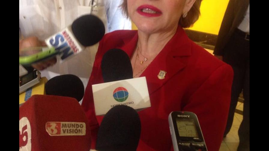 Lucía Medina: “Buscar un apolítico en el país, tendrían que bajarlo de Marte”